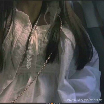 学院风半身微信头像图片