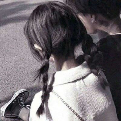 云中君和瑶可爱的情侣头像 一左一右图片