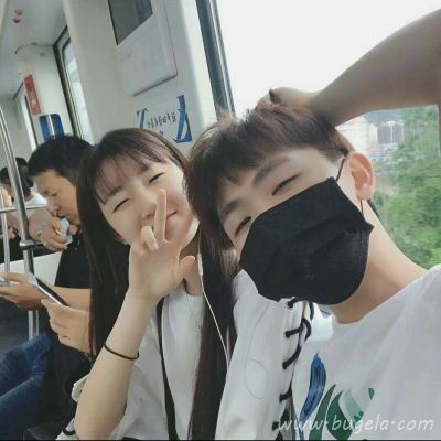 最新一对情侣头像图片