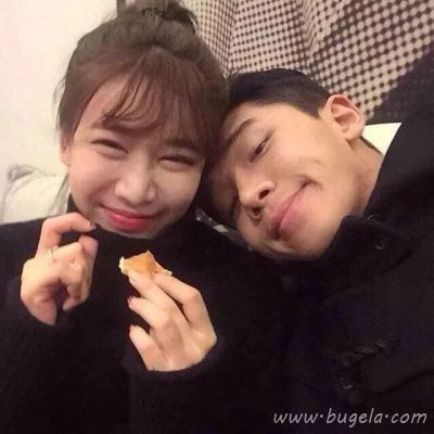 最新一对情侣头像图片