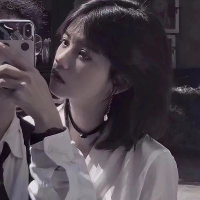 云中君和瑶可爱的情侣头像 一左一右图片