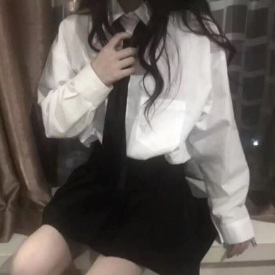 qq情侣头像部位图下半身污 看不出来图片