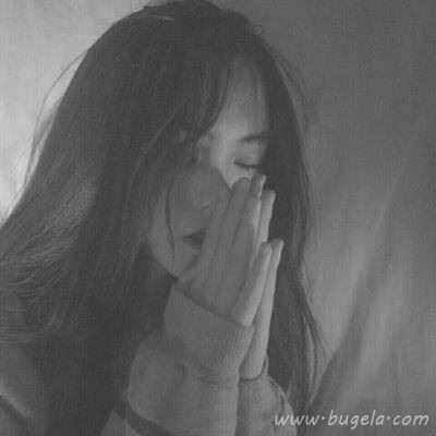 伤感女生冷淡黑白头像 孤独心碎冷淡女生头像图片