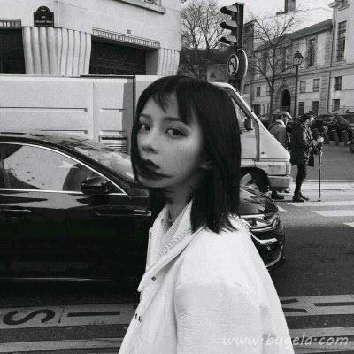 伤感女生冷淡黑白头像 孤独心碎冷淡女生头像图片