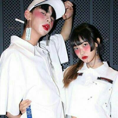 两人同框甜蜜情侣头像图片