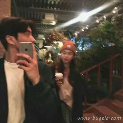 两人同框甜蜜情侣头像图片