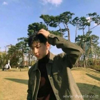 2021新款小清新男生头像图片