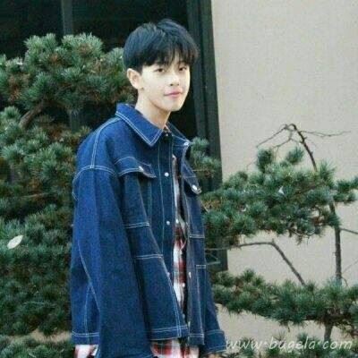 2021新款小清新男生头像图片
