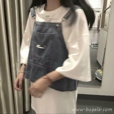 萌妹子不照脸衬衫平胸头像图片