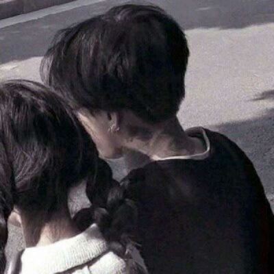 云中君和瑶可爱的情侣头像 一左一右图片