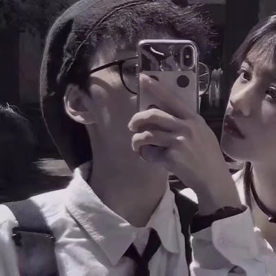 云中君和瑶可爱的情侣头像 一左一右图片