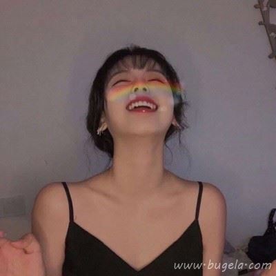 最新好看美女微信qq头像图片