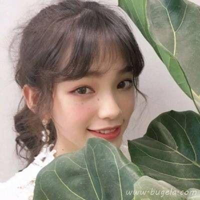 2021款绿色系女生头像图片