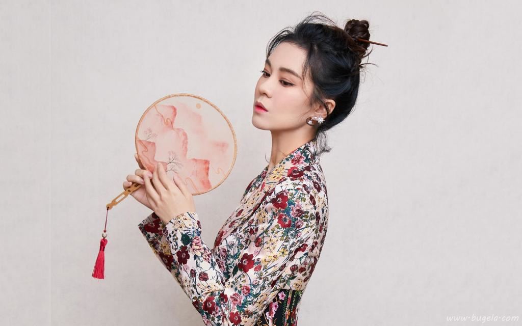 时尚唯美女神郁可唯魅力迷人写真图片
