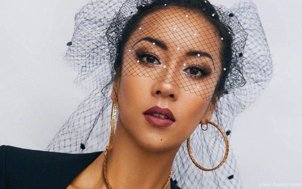 吉克隽逸时尚性感封面大片妩媚写真图片