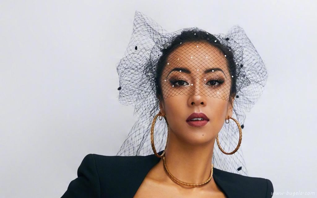吉克隽逸时尚性感封面大片妩媚写真图片