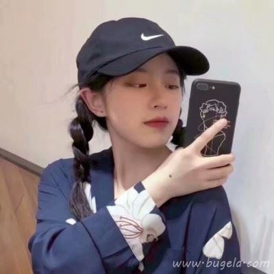 2021最火的高冷欧美风女生头像图片