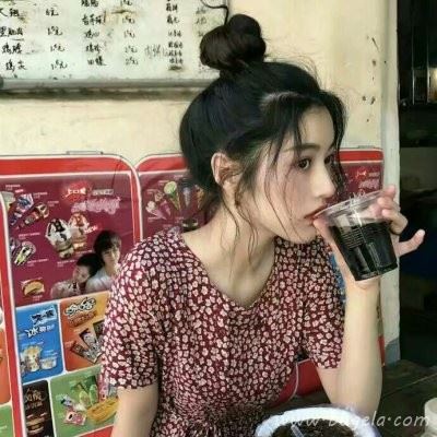 2021最火的高冷欧美风女生头像图片