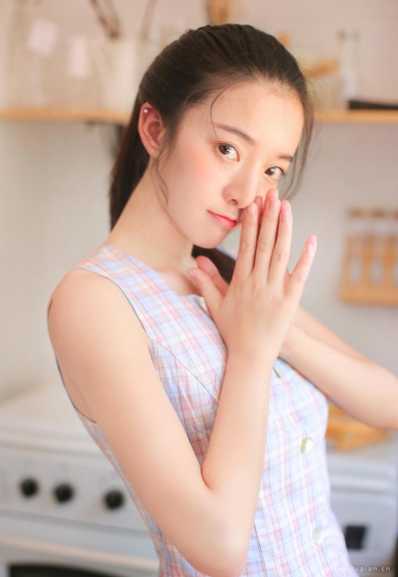 高马尾美美女清新气质精选图片