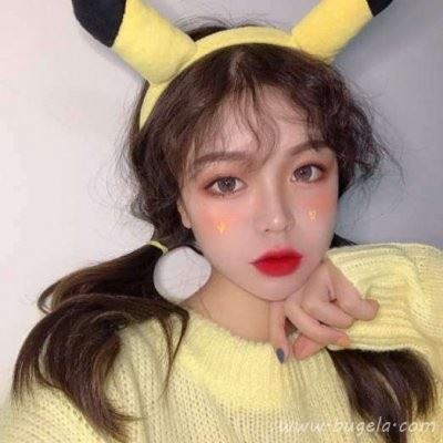 个性红唇女生头像图片