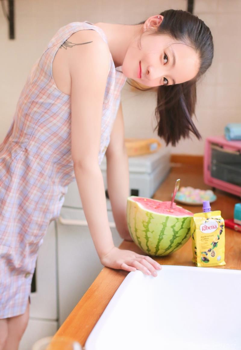 高马尾美美女清新气质精选图片