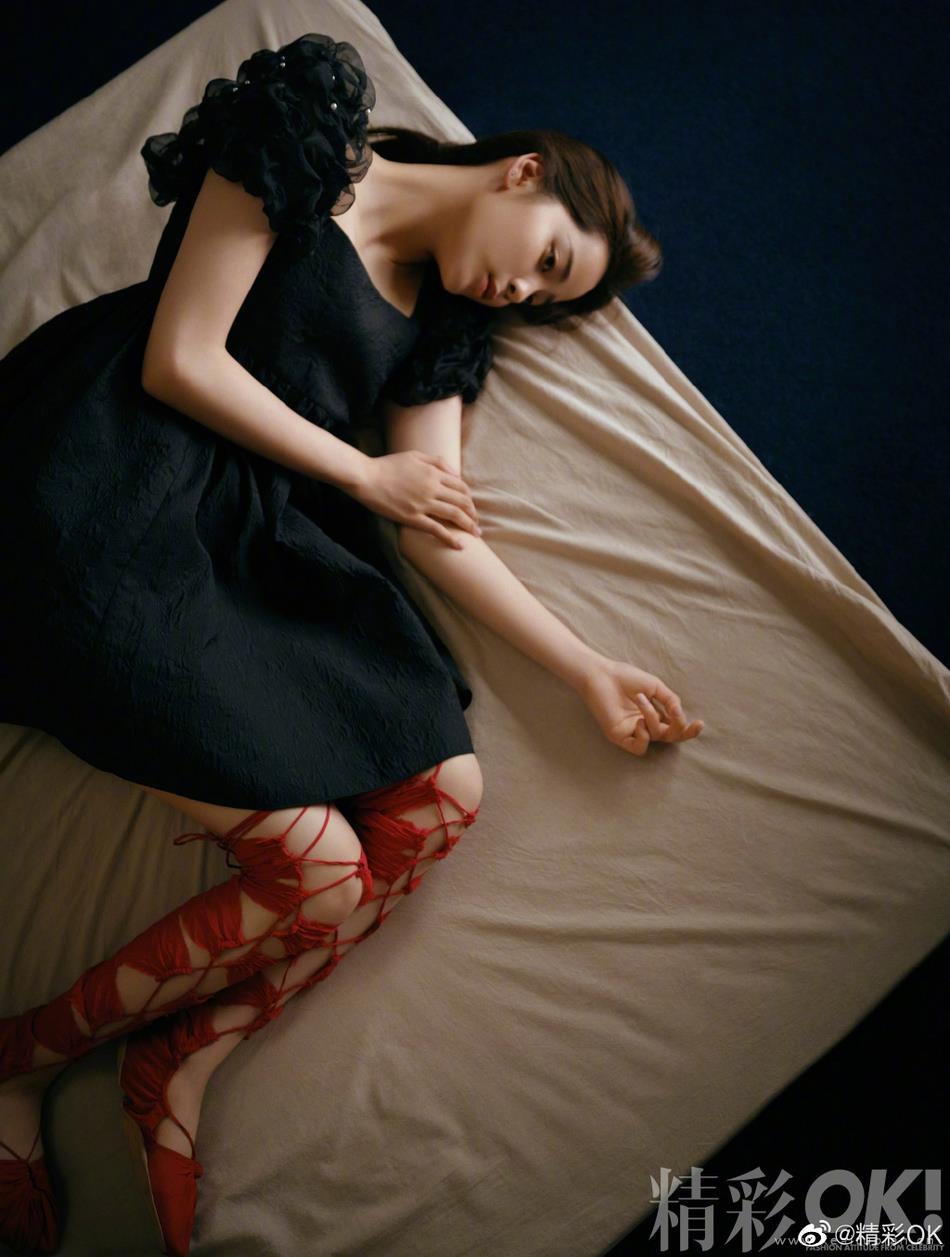 欧阳娜娜光影之间细诉少女故事