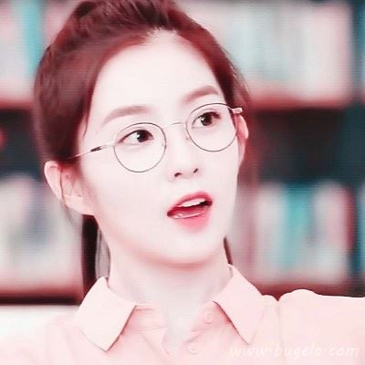 漂亮最新唯美日系女生微信头像图片