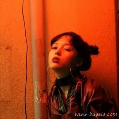 超拽霸气红色系列女生头像图片
