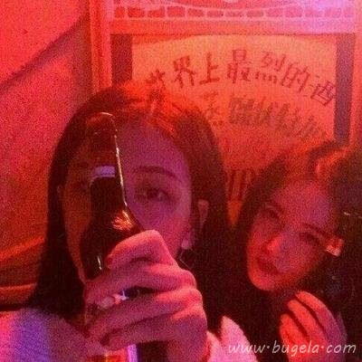超拽霸气红色系列女生头像图片