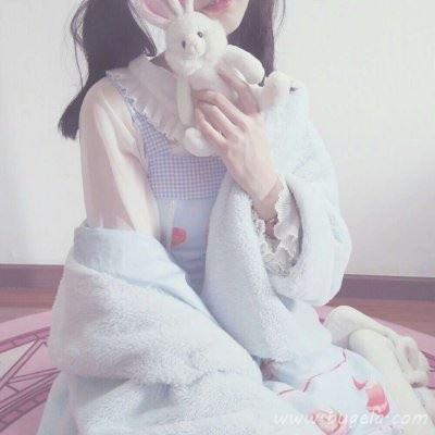 2021年最火的粉色少女系部位头像图片