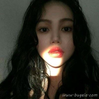 丧系网红小姐姐头像图片