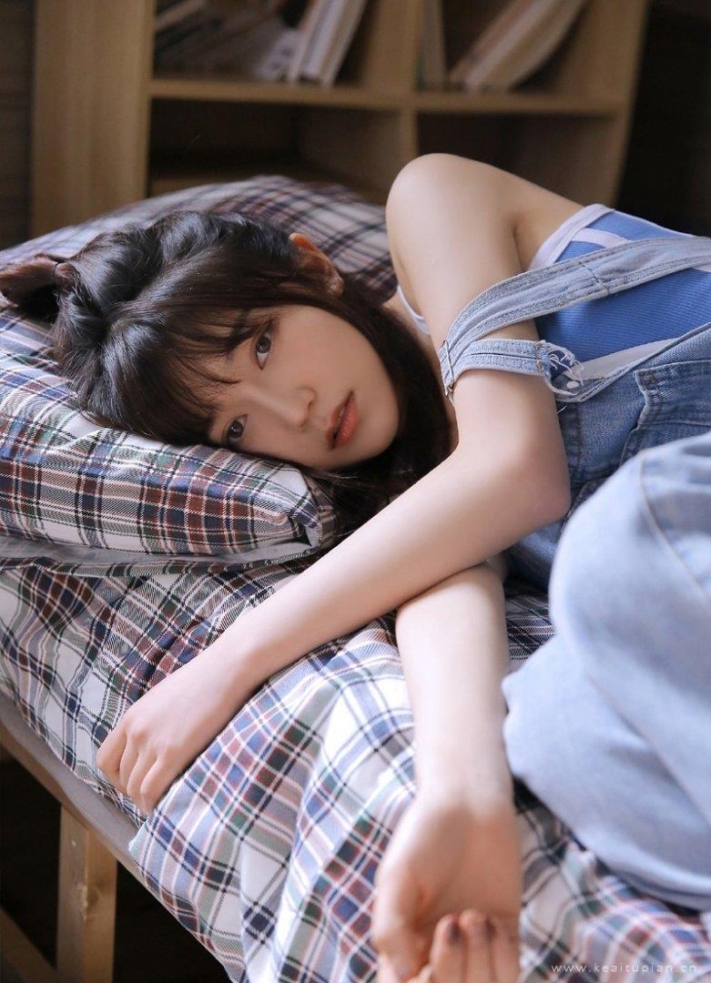 牛仔背带裤美美女吊带香肩私拍