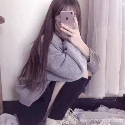 个性手机挡脸的女生头像2021最火爆图片
