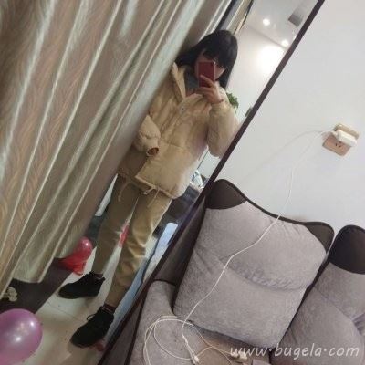 个性手机挡脸的女生头像2021最火爆图片