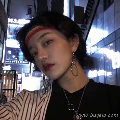 酷酷女生头像2021最火爆图片