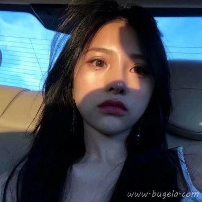 高冷伤感女生头像图片