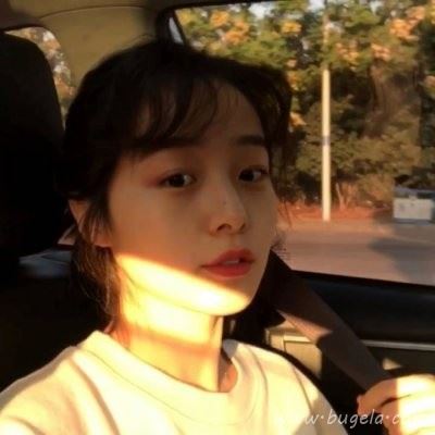 酷酷的女生真人头像图片