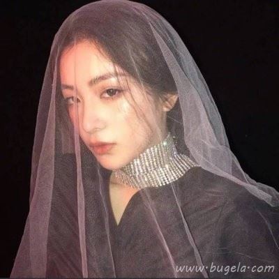 QQ超拽女生头像2021最火爆图片