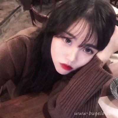 2021年最潮超火酷酷的女生头像图片