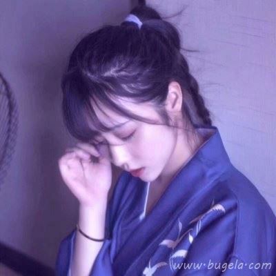 2021年最潮超火酷酷的女生头像图片
