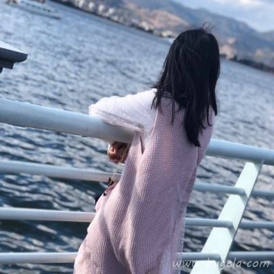 小清新女生背影女生微信头像图片