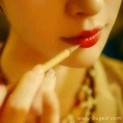 红色古风伤感古风女生头像图片
