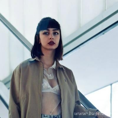 文艺范欧美女生微信头像图片