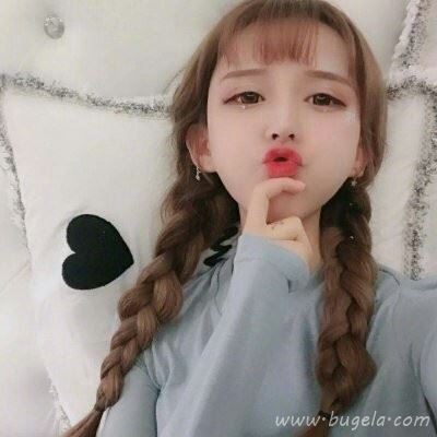2021年最潮唯美女生头像图片