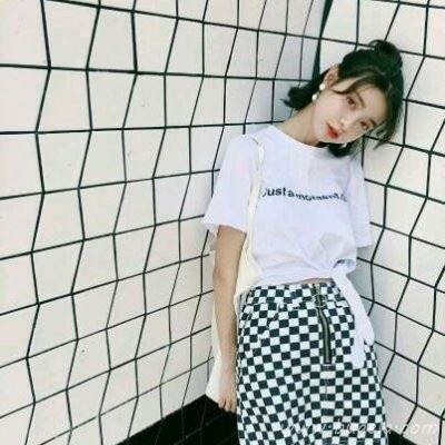 2021年最潮唯美女生头像图片