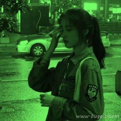 时尚最新绿色女生头像2021最火爆图片
