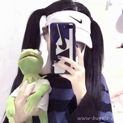 00后可爱女生不露脸头像图片