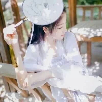 唯美好看的古风女生微信头像图片