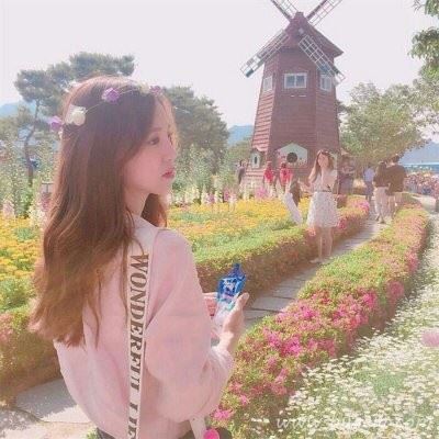 复古小清新女生微信头像图片