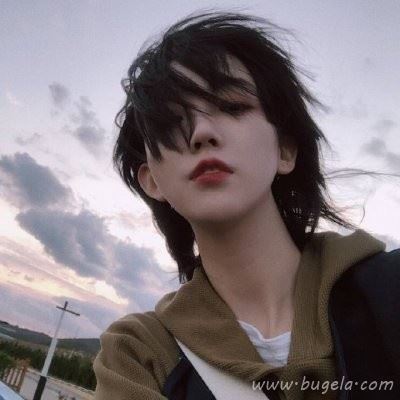 气质女生伤感头像图片